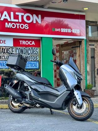 YAMAHA NMAX CONNECTED 160 ABS 